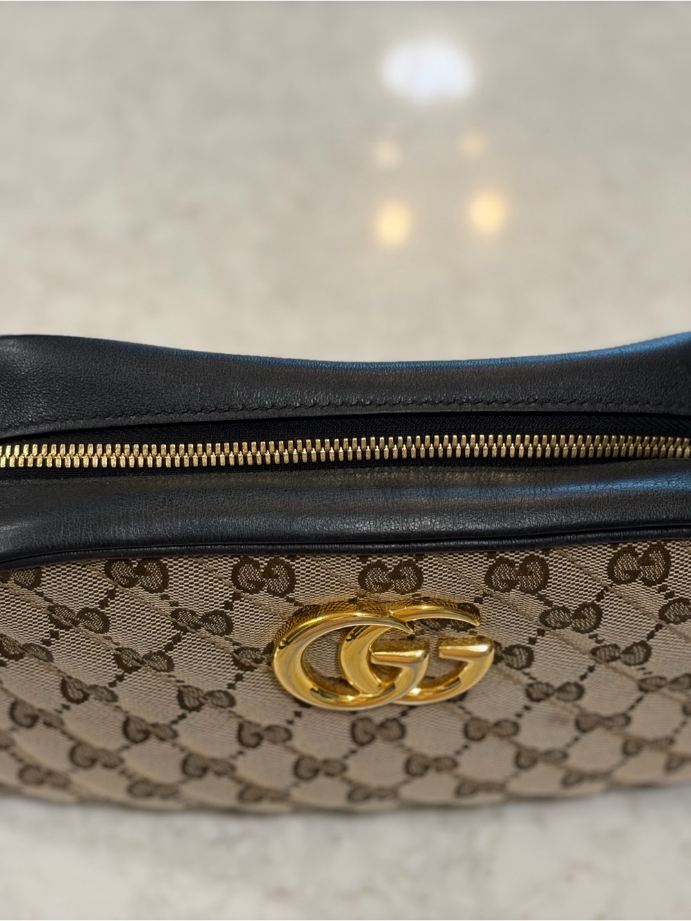 Gucci Beige Brown GG Supreme Crossbody Bag with Gold Hardware - Picture 3 of 11